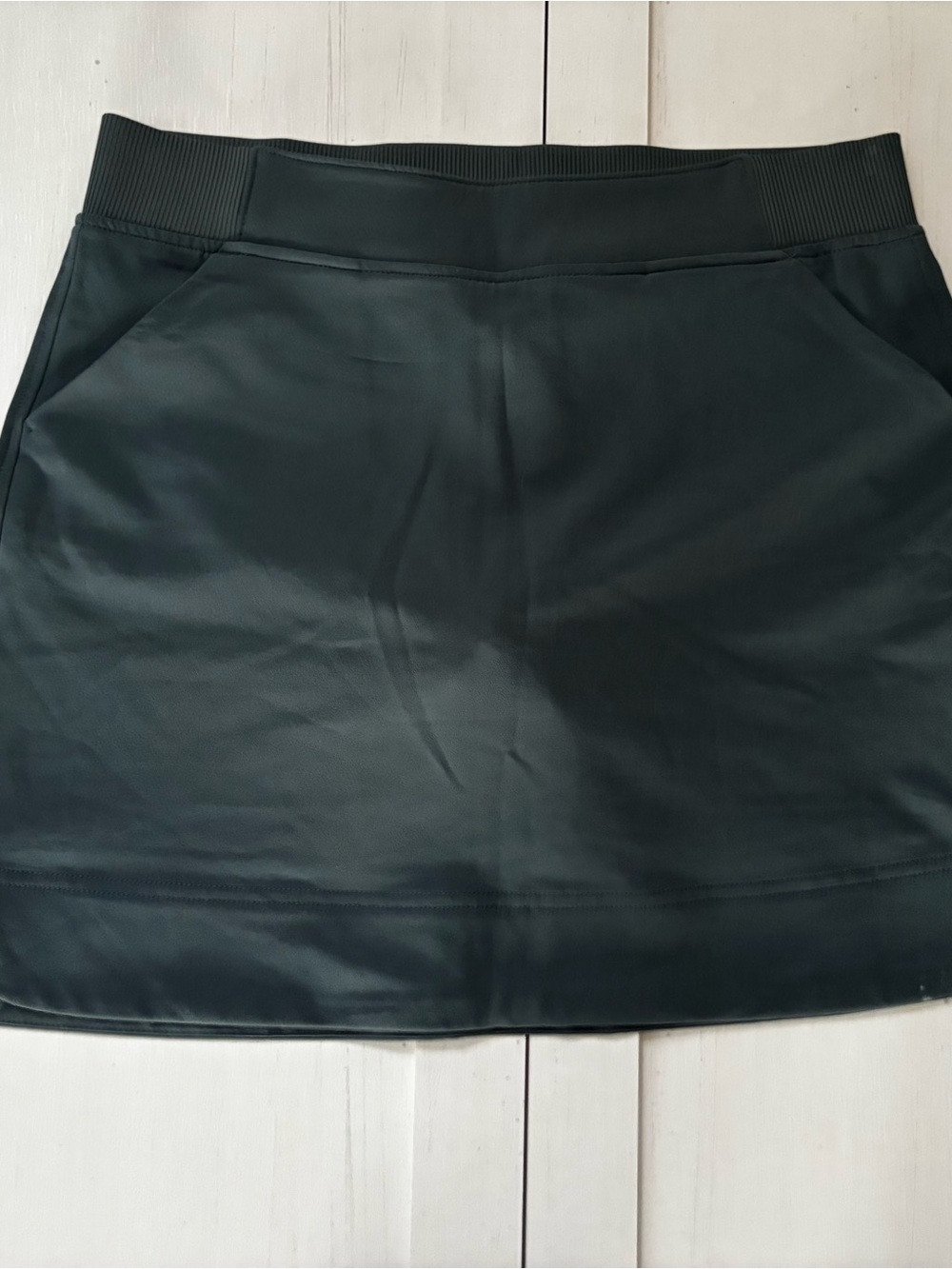 32 Degrees Cool Women’s Skort Size Small Dark Green Athletic Golf